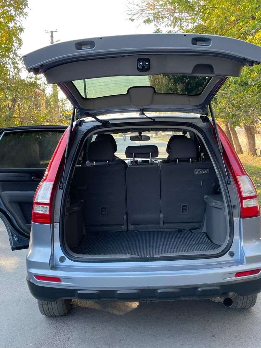 Honda CR-V: 2011 г., 2.4 л, Автомат, Бензин, Универсал: фото 4