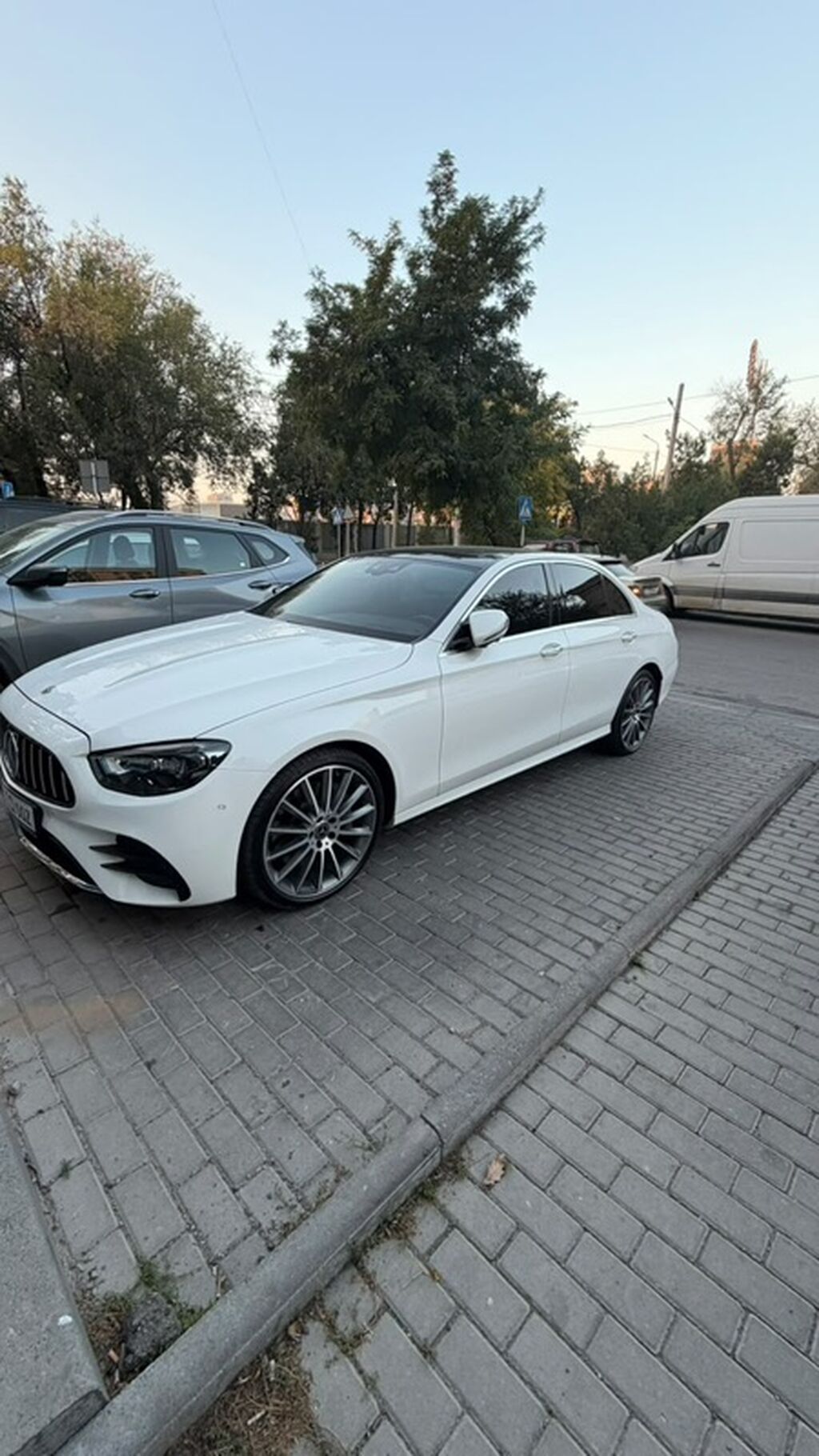 Mercedes-Benz E-Class: 2021 г., 2 л, Автомат, Гибрид, Седан: фото 2