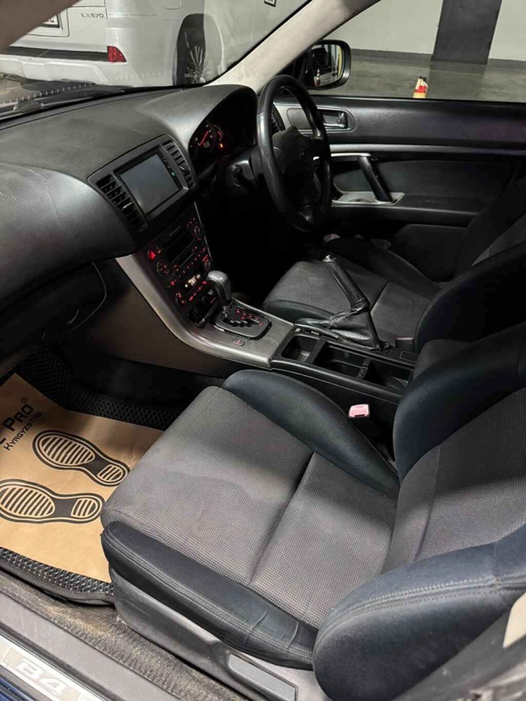 Subaru Legacy: 2004 г., Седан: фото 7