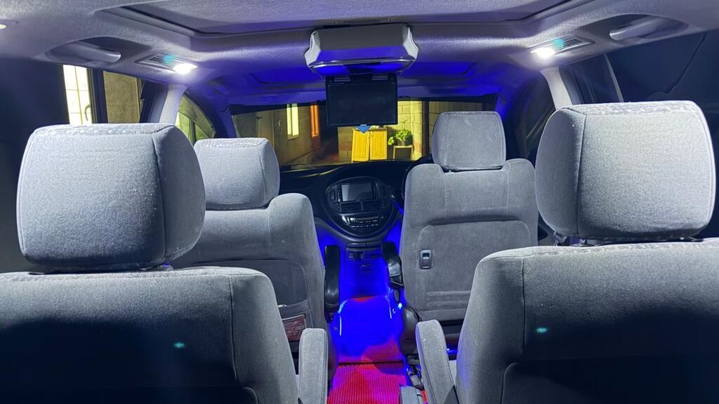 Toyota Estima: 2005 г., 3 л, Автомат, Бензин, Минивэн: фото 5