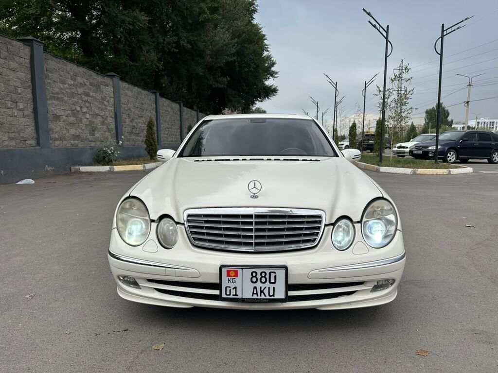 Mercedes-Benz E-Class: 2003 г., 3.2 л, Автомат, Бензин, Седан: фото 3