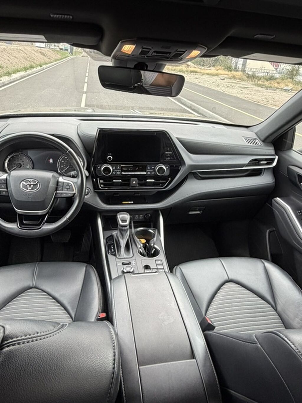 Toyota Highlander: 2023 г., 2.4 л, Автомат, Бензин, Кроссовер: фото 7