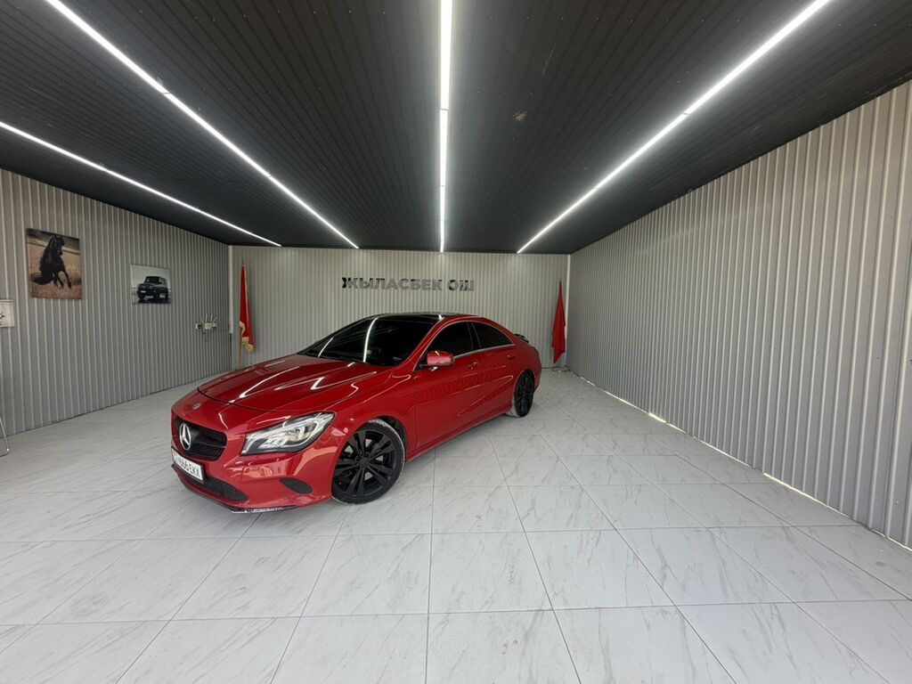 Mercedes-Benz CLA-Class: 2018 г., 2 л, Автомат, Бензин, Купе: фото 2