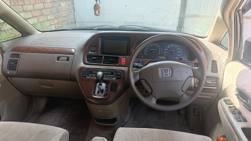 Honda Odyssey: 2001 г., 2.3 л, Автомат, Бензин, Минивэн: фото 7