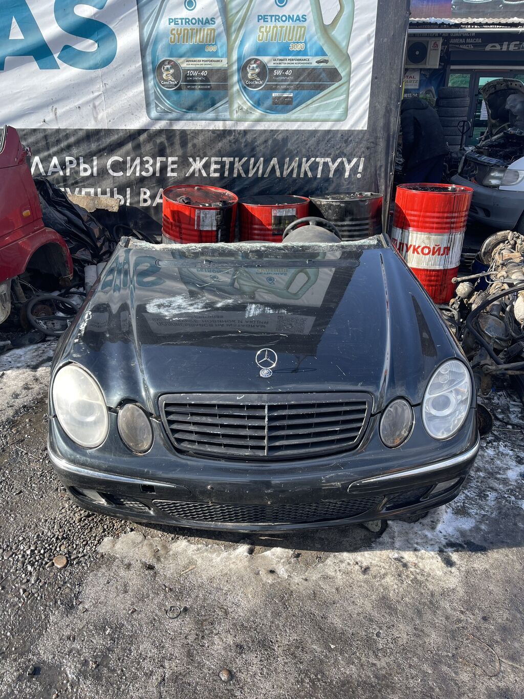 Автозапчасти на Mercedes-Benz W211 2.7 CDI: Договорная ➤ Другие детали  кузова | Бишкек | 45364062 ᐈ lalafo.kg