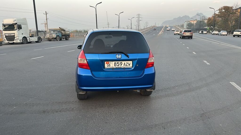 Honda Fit: 2003 г., Автомат, Бензин, Хэтчбэк: фото 4