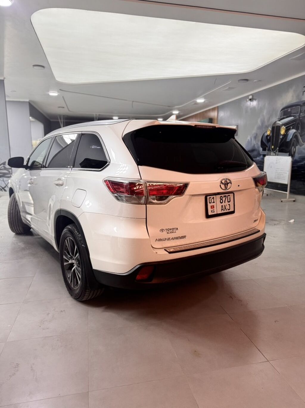 Toyota Highlander: 2016 г., 3.5 л, Автомат, Бензин, Кроссовер: фото 3