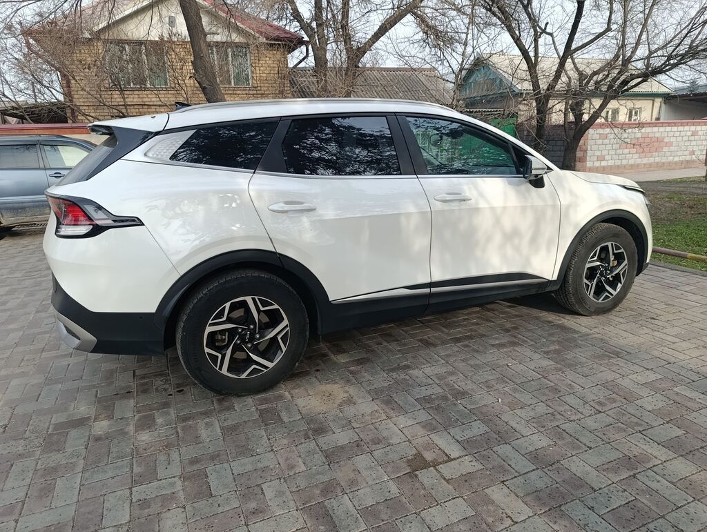 Kia Sportage: 2021 г., 2 л, Автомат, Бензин, Кроссовер — фото 2