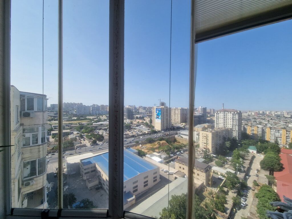 Yasamal, 3 otaqlı, Yeni tikili, m. 8 Noyabr, 106 kv. m
