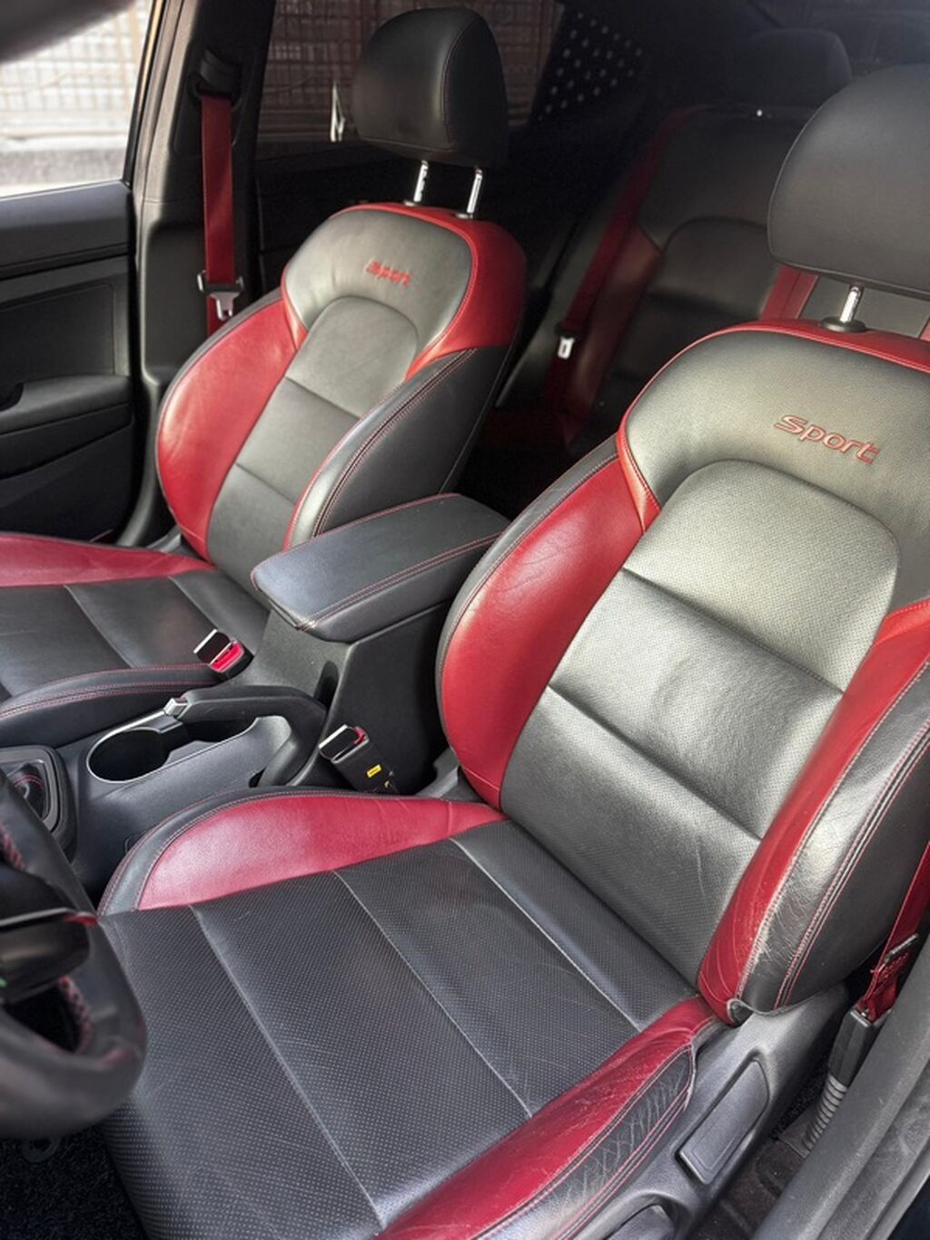 Hyundai Avante: 2018 г., 1.6 л, Механика, Бензин, Седан: фото 5