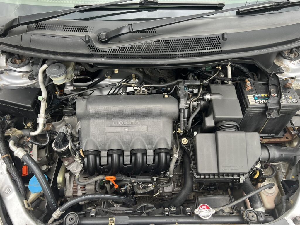Honda Город: 2003 г., 1.5 л, Автомат, Бензин, Седан: фото 8