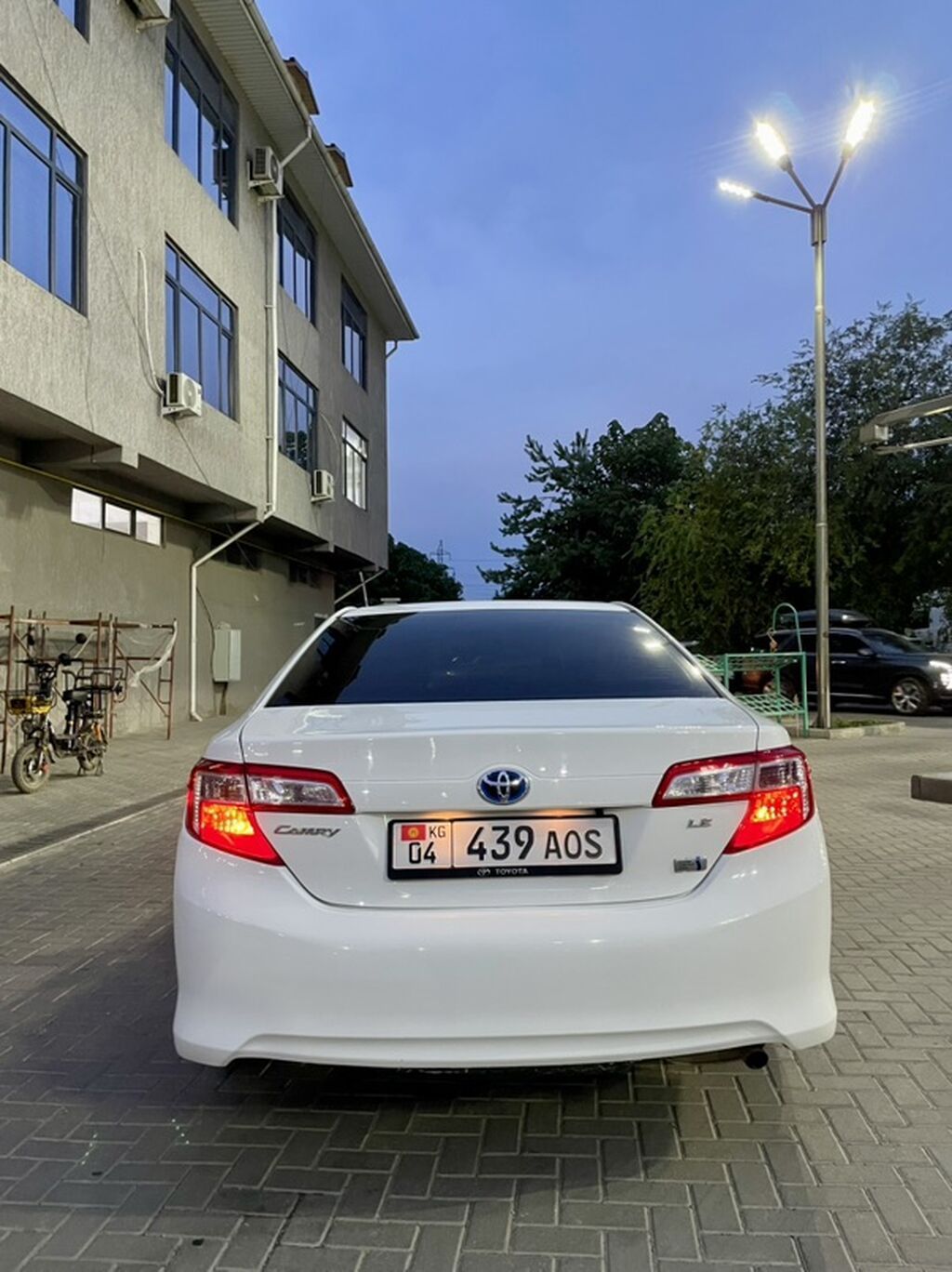 Toyota Camry: 2013 г., 2.5 л, Автомат, Бензин, Седан — фото 1