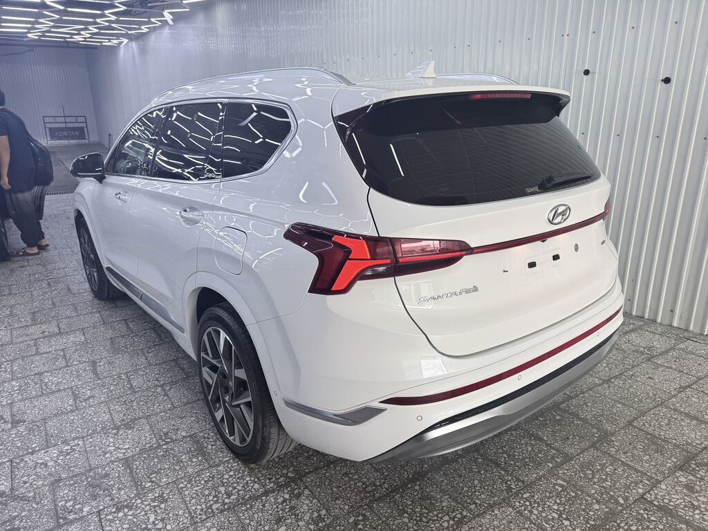 Hyundai Santa Fe: 2021 г., 2.2 л, Робот, Дизель, Кроссовер: фото 5