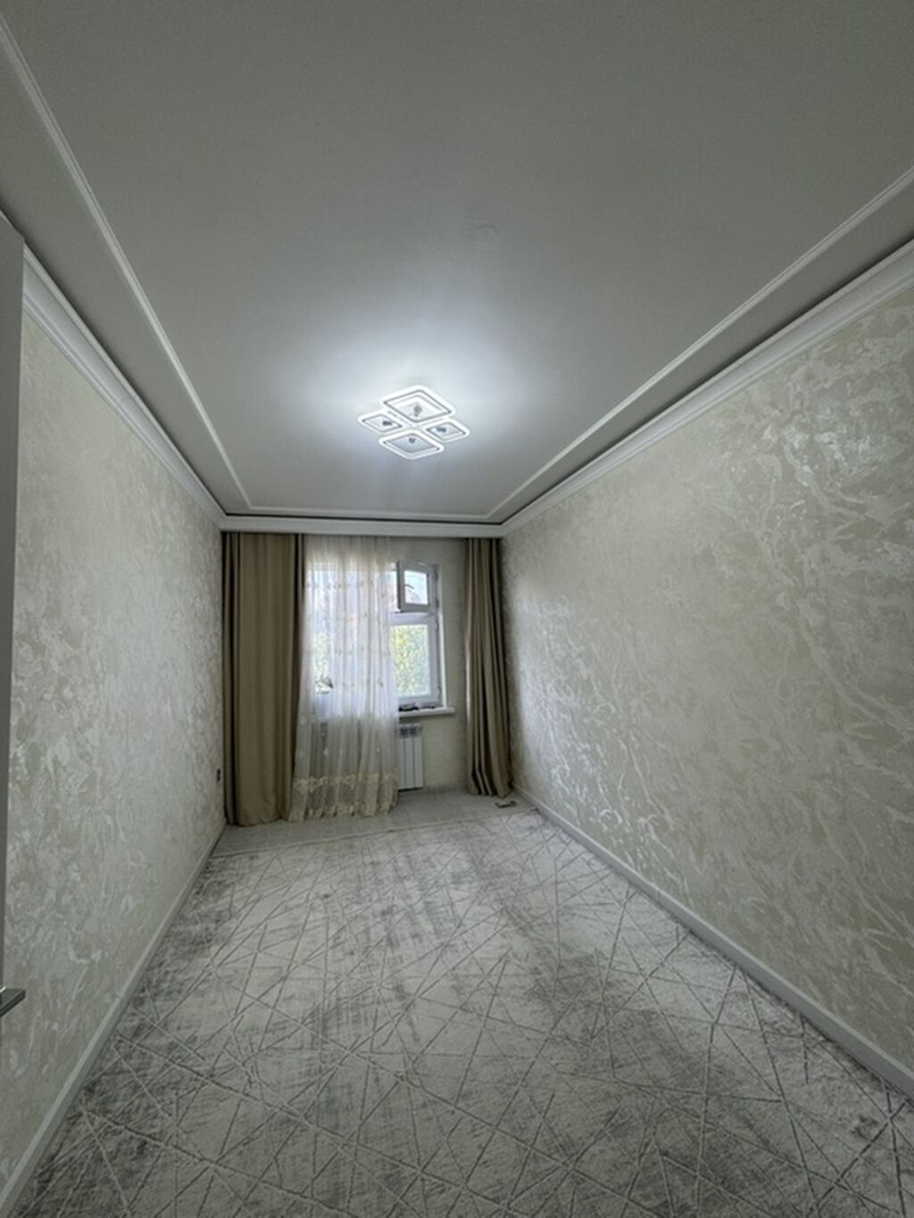 3 комнаты, 58 м², Черёмушки мкр., 103 серия, 4 этаж, Дизайнерский ремонт: фото 2