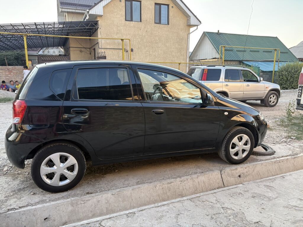 Chevrolet Aveo: 2006 г., 1.2 л, Механика, Бензин, Хэтчбэк: фото 4