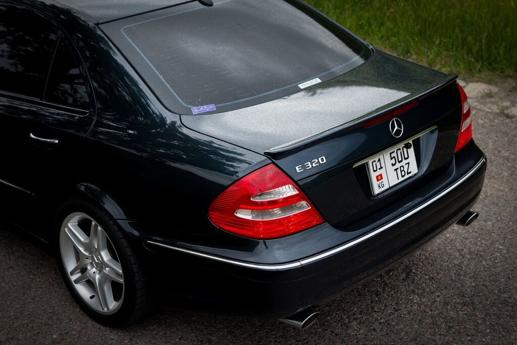 Mercedes-Benz E-Class: 2003 г., 3.2 л, Автомат, Бензин, Седан: фото 5