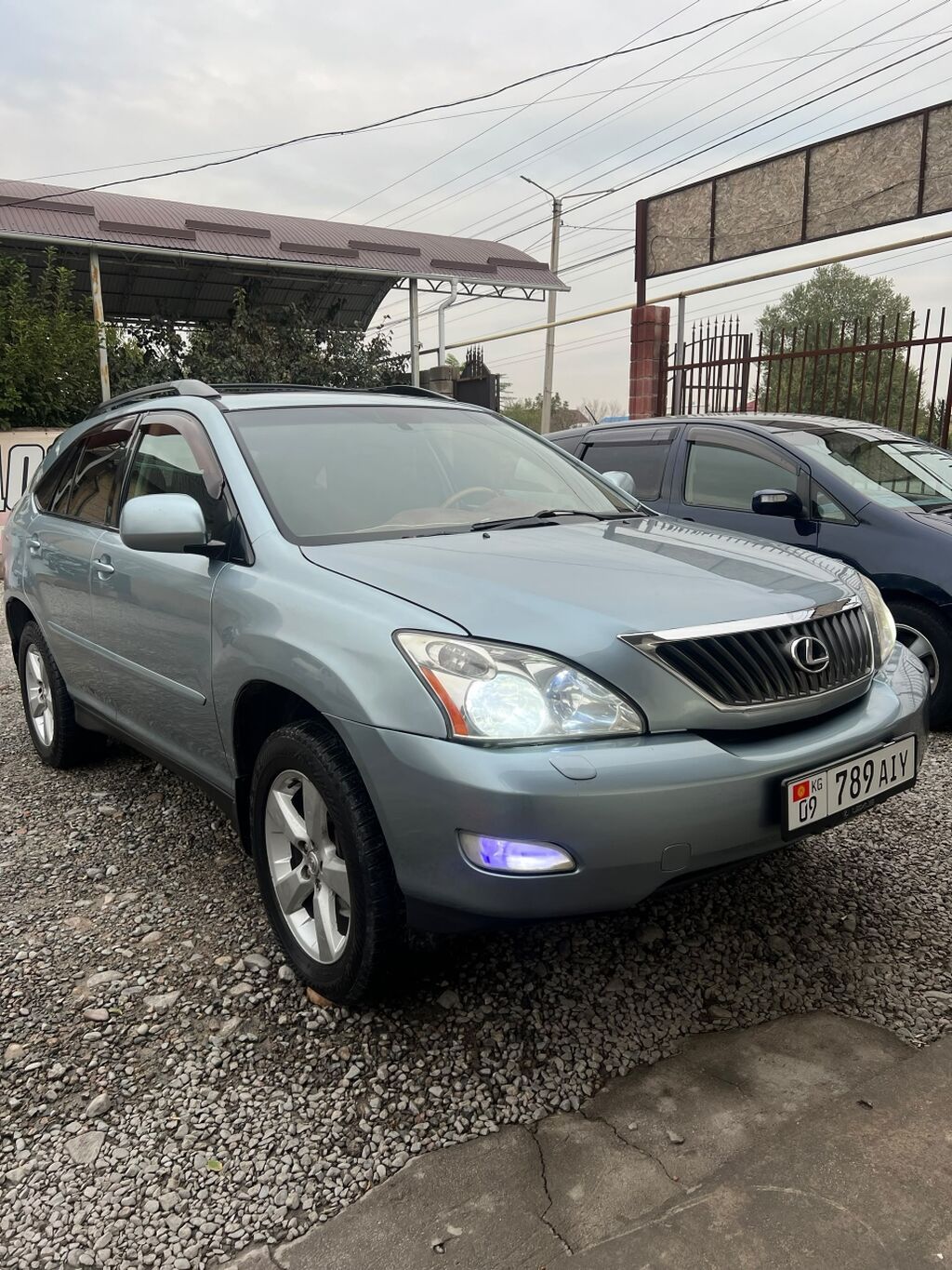 Lexus RX: 2004 г., 3.3 л, Автомат, Бензин, Кроссовер: фото 3