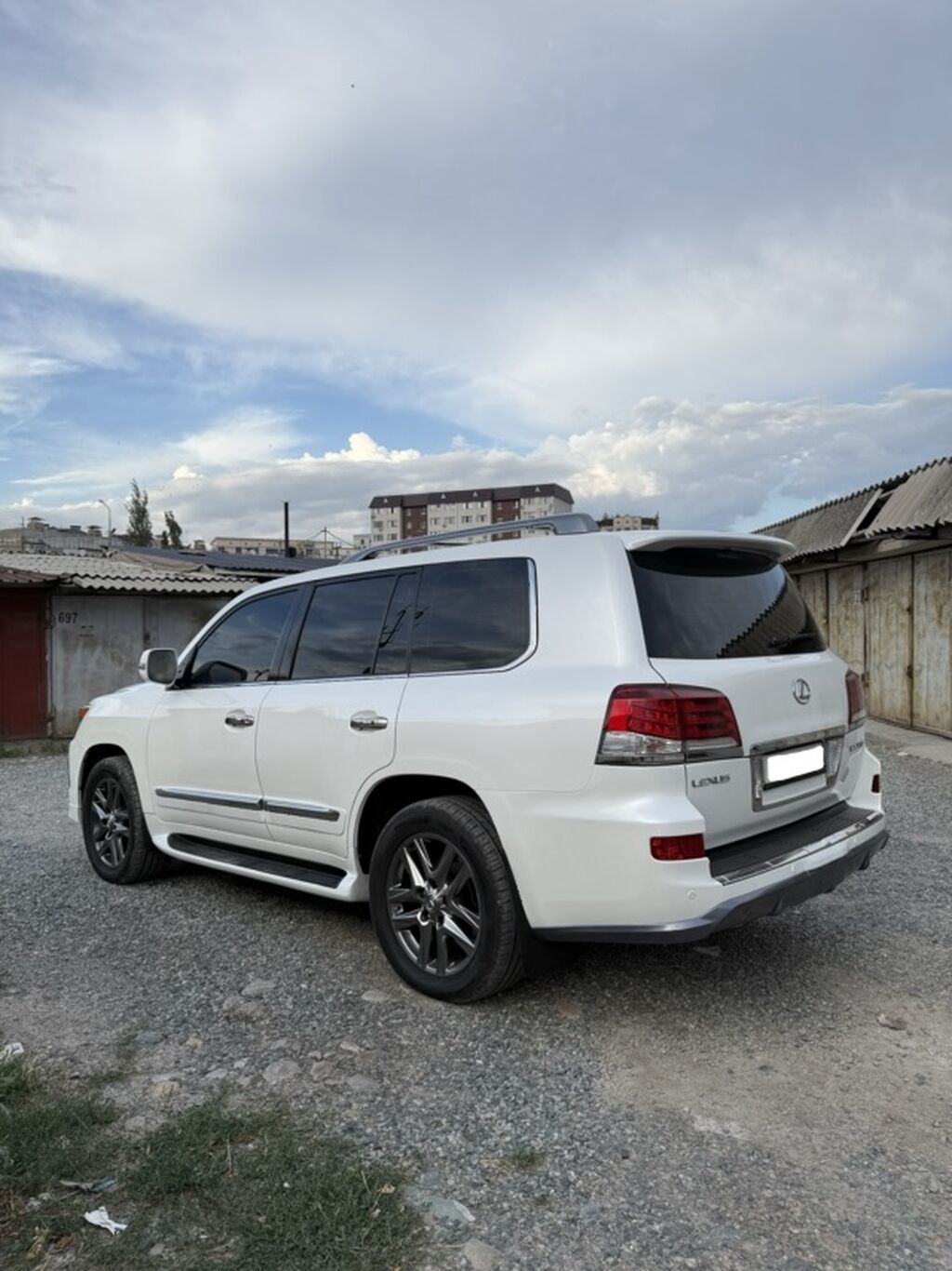 Lexus LX: 2012 г., 5.7 л, Автомат, Газ, Внедорожник: фото 6