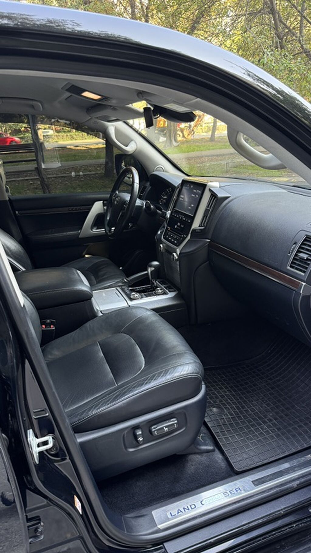 Toyota Land Cruiser: 2015 г., 4.5 л, Автомат, Дизель, Внедорожник: фото 6