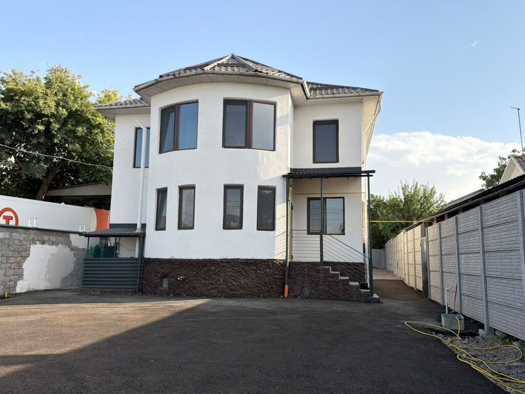 230 м², 4 комнаты: фото 4