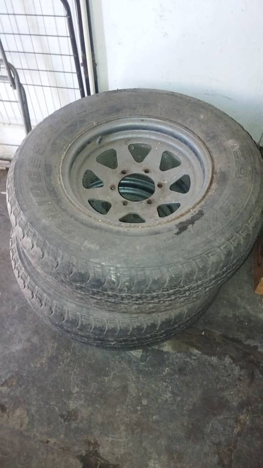 Колеса в сборе 265 / 70 / R 15, Всесезонная, Б/у, Комплект, Внедорожные (АТ/МТ), Железные, отверстий - 6