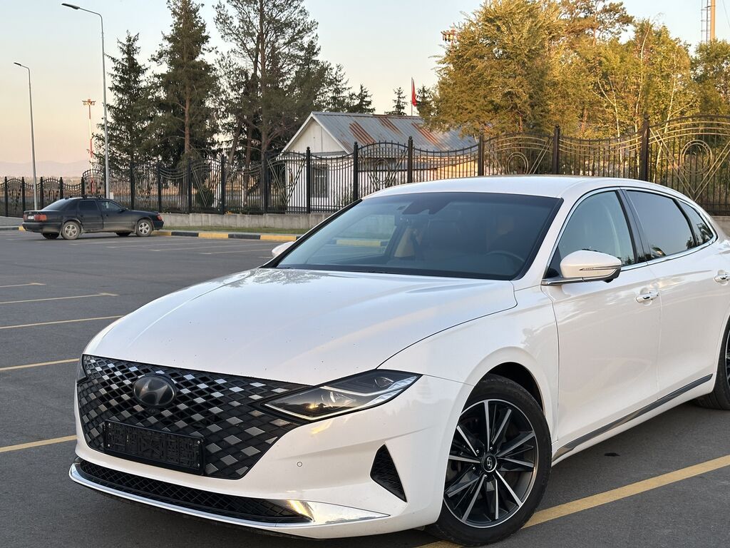 Hyundai Grandeur: 2020 г., 3 л, Автомат, Газ, Седан: фото 2