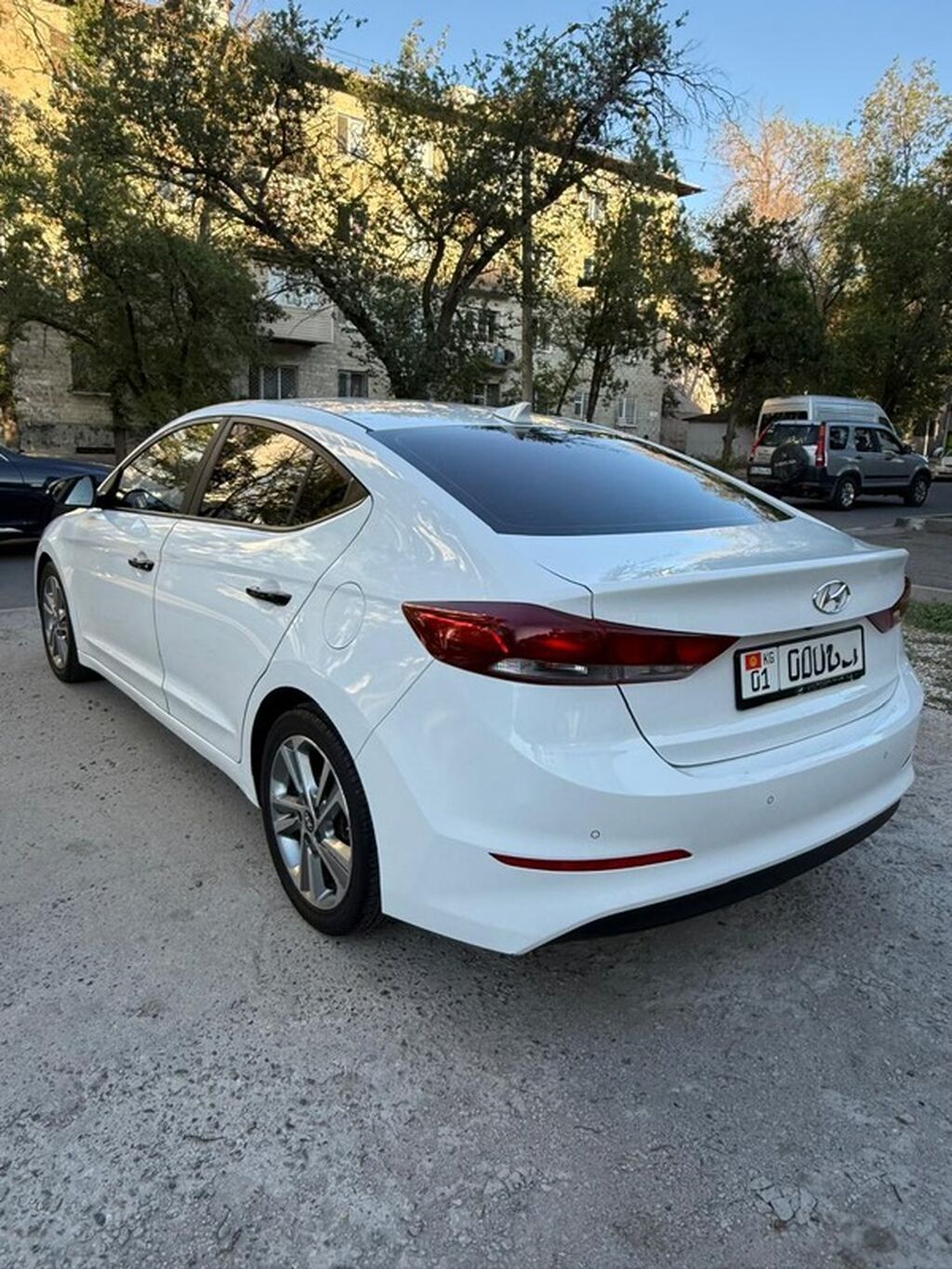 Hyundai Elantra: 2017 г., 1.6 л, Автомат, Бензин, Седан: фото 2