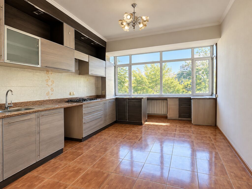 4 комнаты, 135 м², Элитка, 2 этаж: фото 4