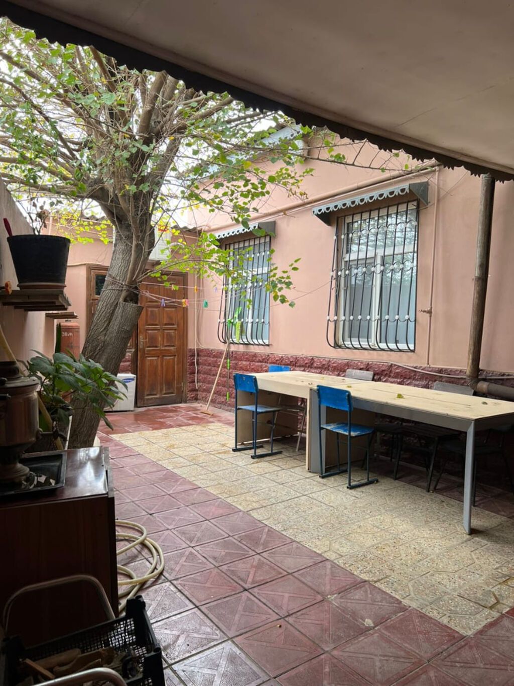 20-ci sahə 5 otaqlı, 178 kv. m, Kredit yoxdur, Təmirsiz