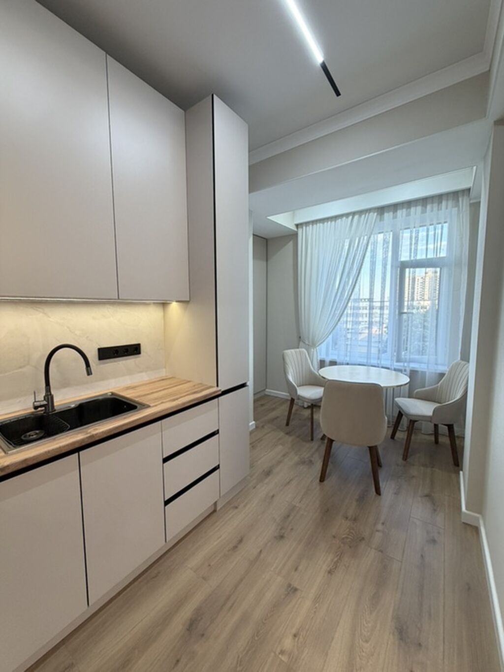 2 комнаты, 63 м², Филармония Элитка, 5 этаж, Дизайнерский ремонт: фото 5