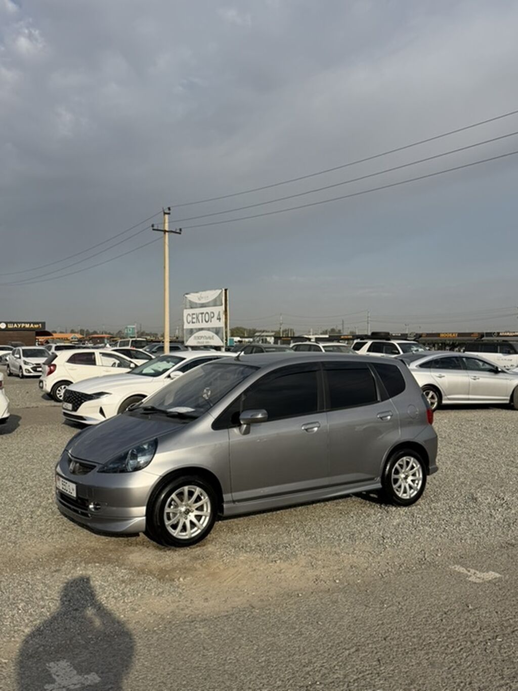 Honda Fit: 2004 г., 1.3 л, Вариатор, Бензин, Хэтчбэк: фото 3
