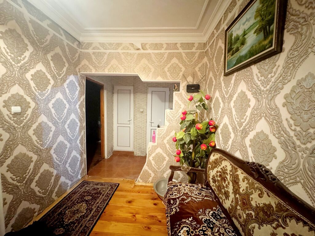 4 otaqlı mənzil – geniş və işıqlı - Plan: qonaq otağı, ayrıca mətbəx
