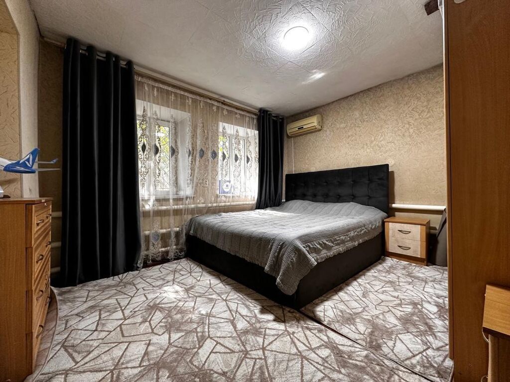 5 комнат, 120 м², 6 соток, Бишкек, Киркомстром Собственник: фото 1