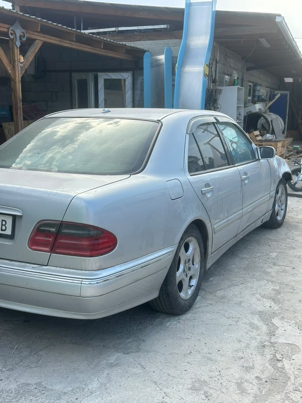 Mercedes-Benz E-Class: 1999 г., 3.2 л, Автомат, Седан: фото 1