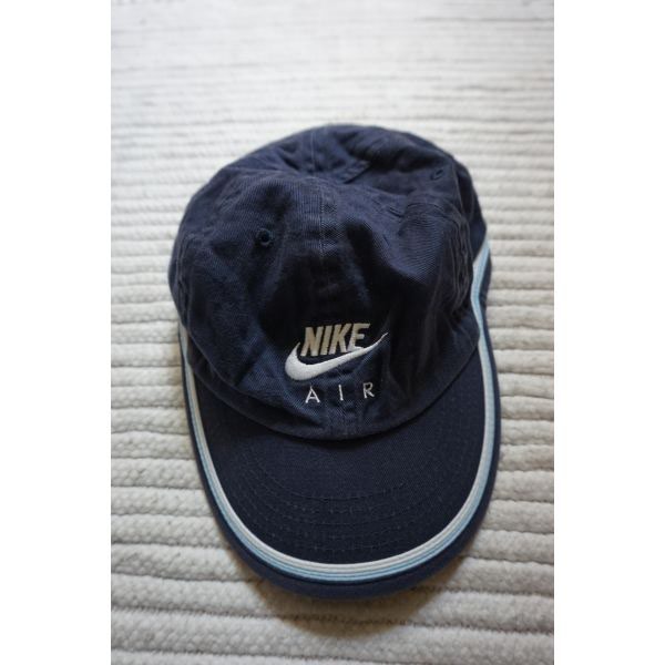 Άλλα παιδικά αντικείμενα: Nike καπελο
σε lalafo.gr Nike καπελο
σε Αθήνα
