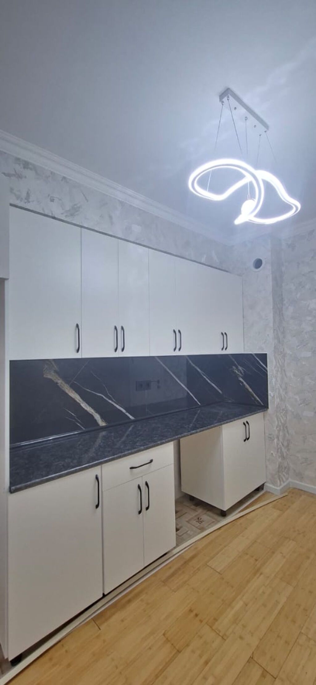 2 otaqlı, Yeni tikili, 61 kv. m