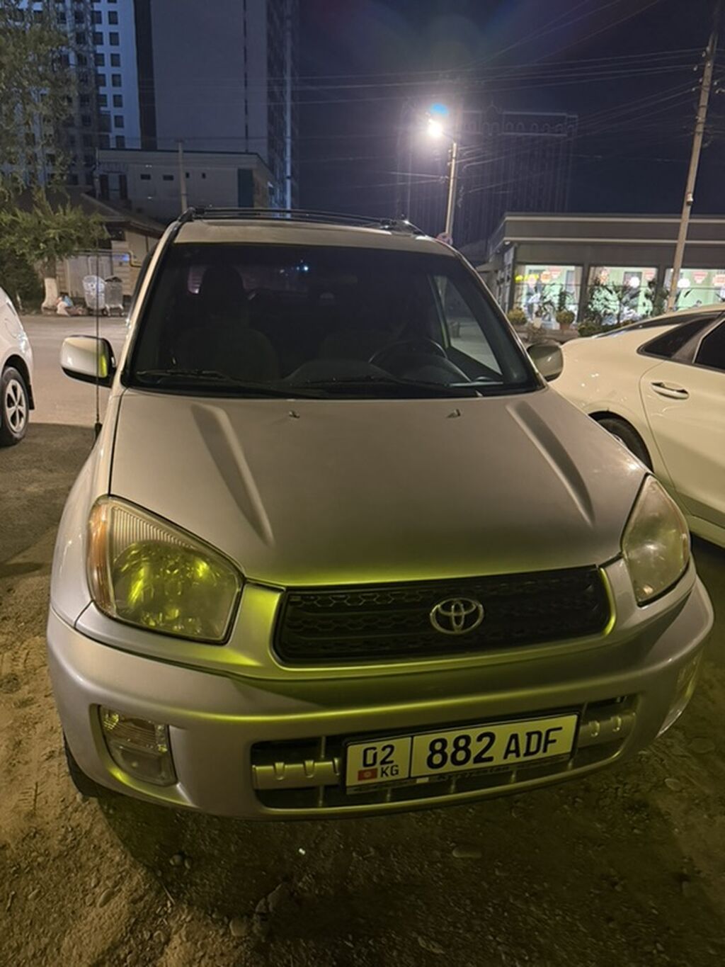 Toyota RAV4: 2003 г., 2 л, Автомат, Бензин, Кроссовер: фото 2