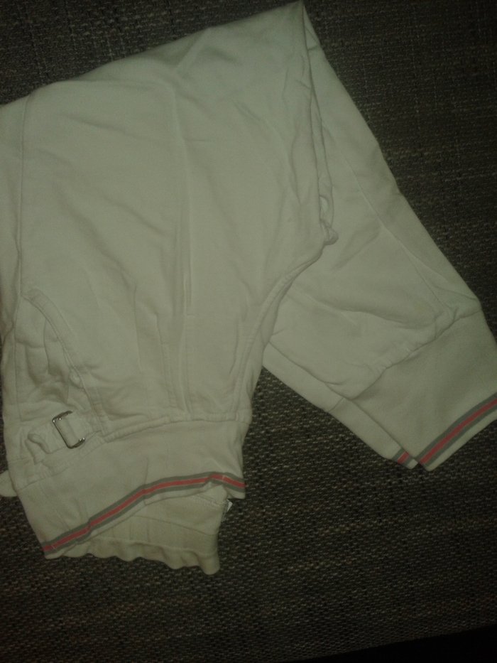 Ostala ženska odeća: Pantalone
slanje brza posta na lalafo.rs Pantalone
slanje brza posta - Cacak