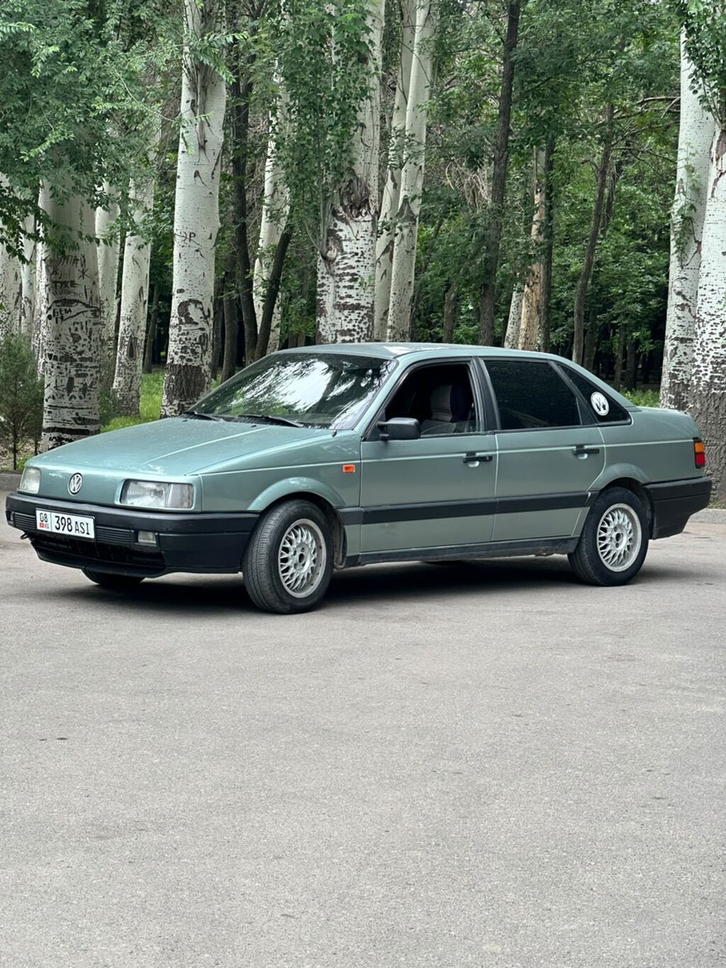 Volkswagen Passat: 1988 г., 1.8 л, Механика, Бензин, Седан: фото 4