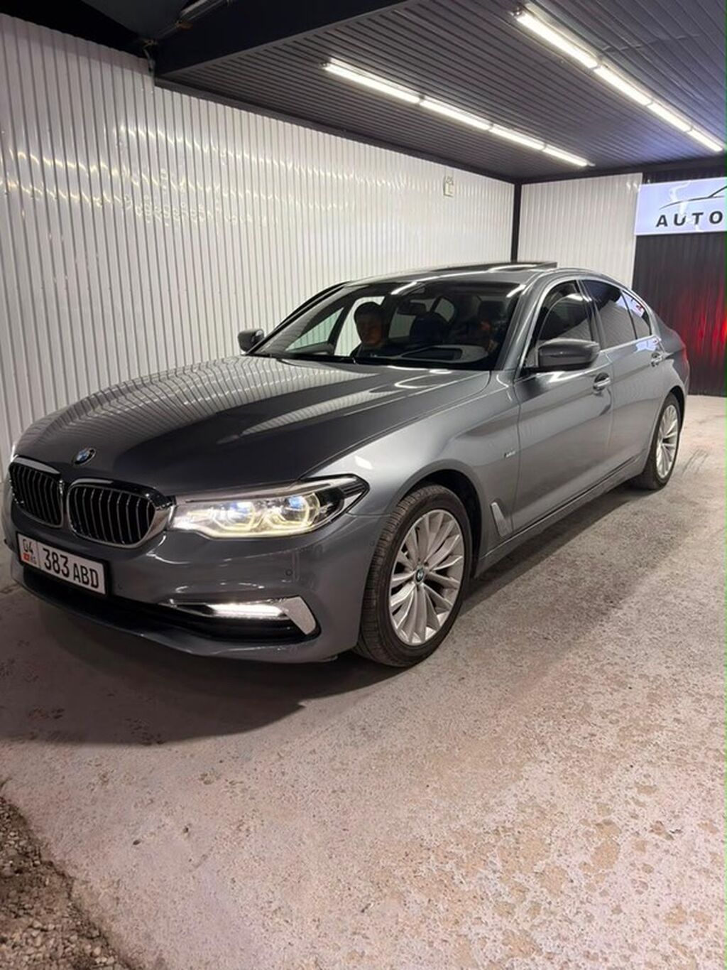 BMW 5 series: 2018 г., 2 л, Автомат, Дизель, Седан: фото 2