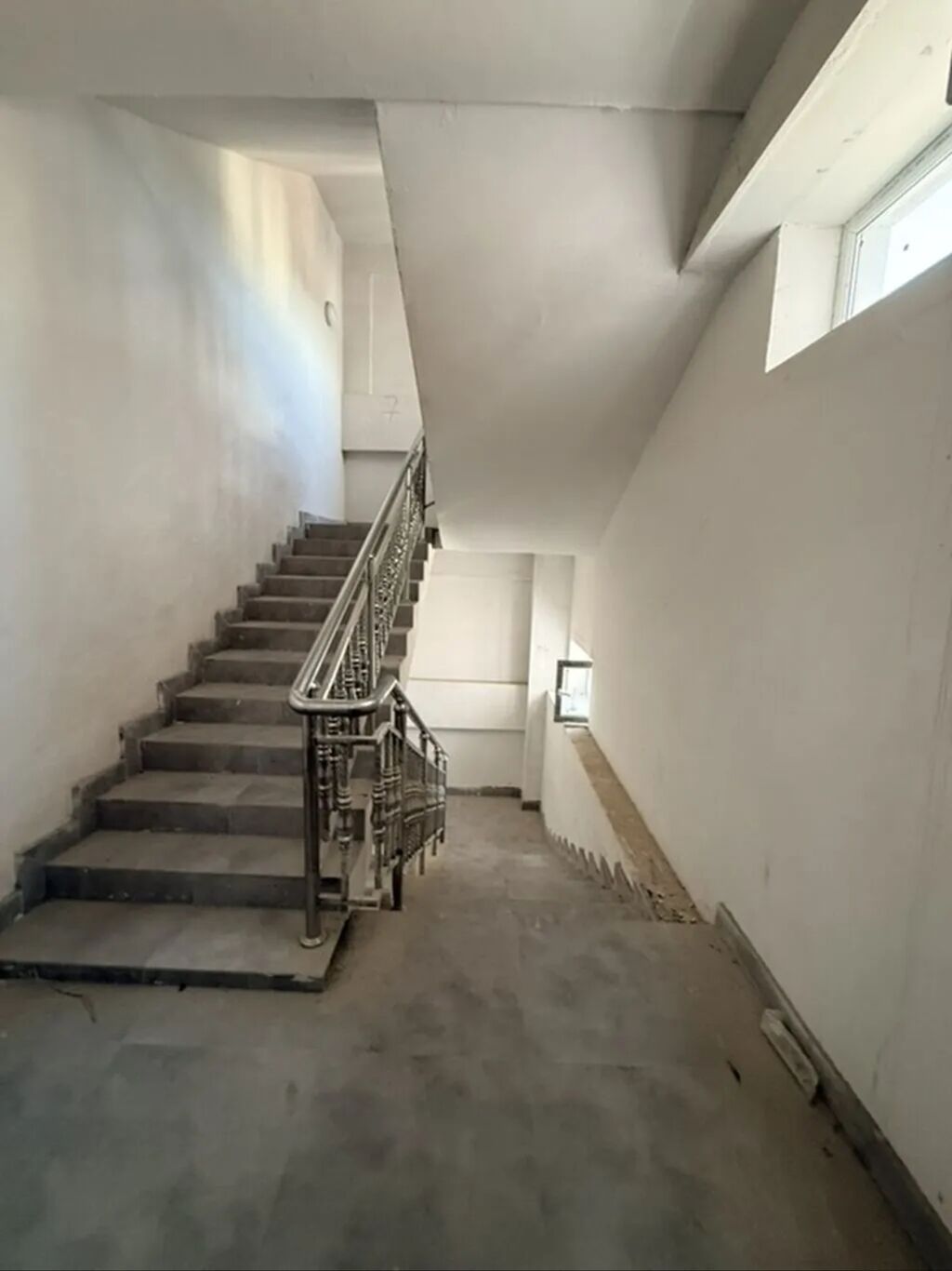 1 комната, 44 м², Нижний Джал (Джал-23) Элитка, 9 этаж, ПСО (под самоотделку): фото 5