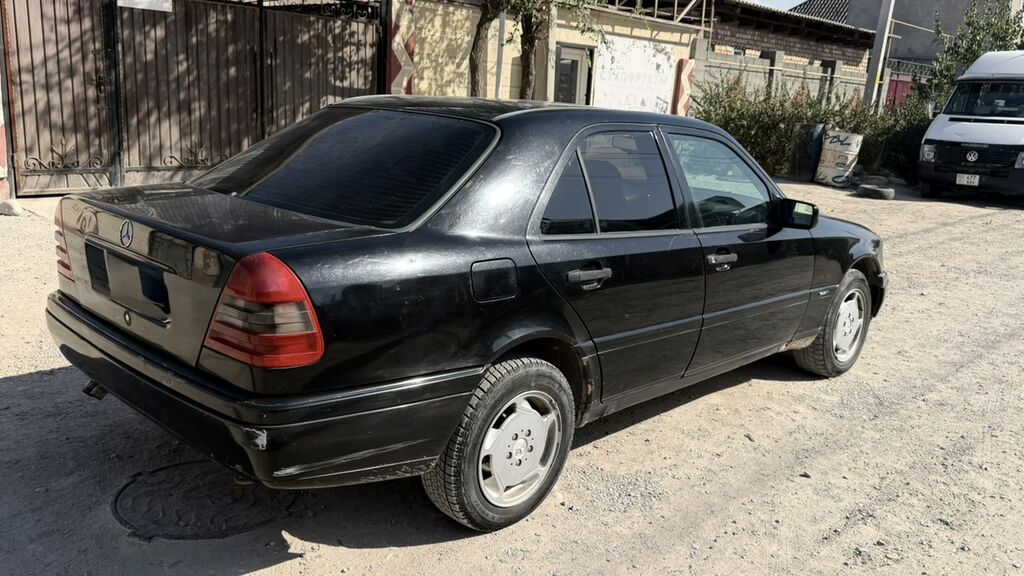 Mercedes-Benz C-Class: 1994 г., 2.2 л, Автомат, Газ, Седан: фото 4