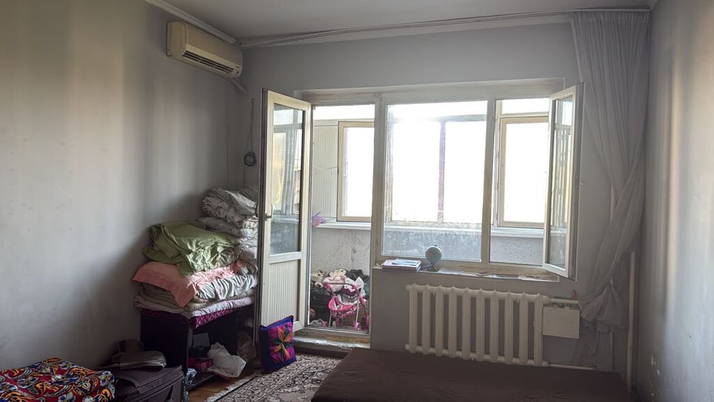 1 комната, 35 м², Мега Комфорт ТЦ Индивидуалка, 6 этаж, Старый ремонт: фото 2