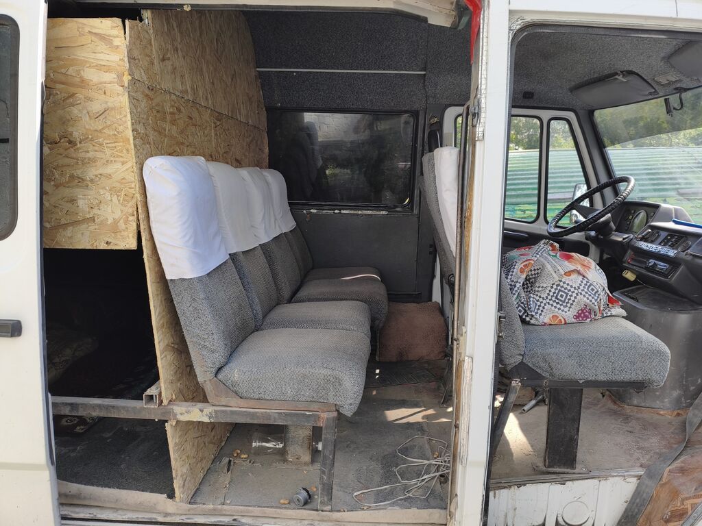 Продаётся микроавтобус Mercedes-Benz Sprinter (T1), 1994 г., дизель: фото 6