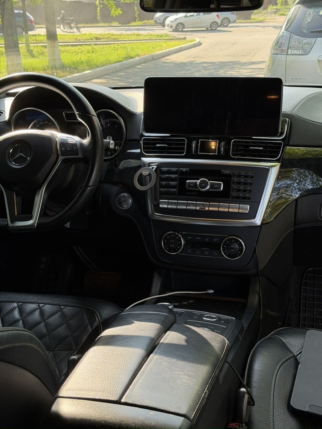 Mercedes-Benz GL-Class: 2012 г., 4.7 л, Автомат, Бензин, Внедорожник: фото 6