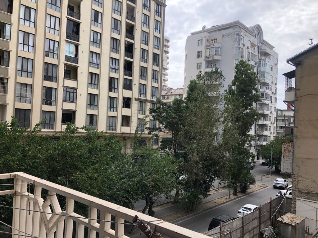 🔥 NƏRİMANOV RAYONUNDA ŞƏRQ BAZARININ YANINDA "İST RESİDENCE"-DƏ 110