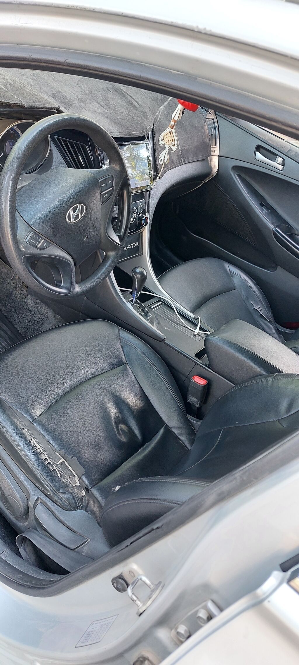 Hyundai Sonata: 2010 г., 2 л, Автомат, Газ, Седан: фото 6