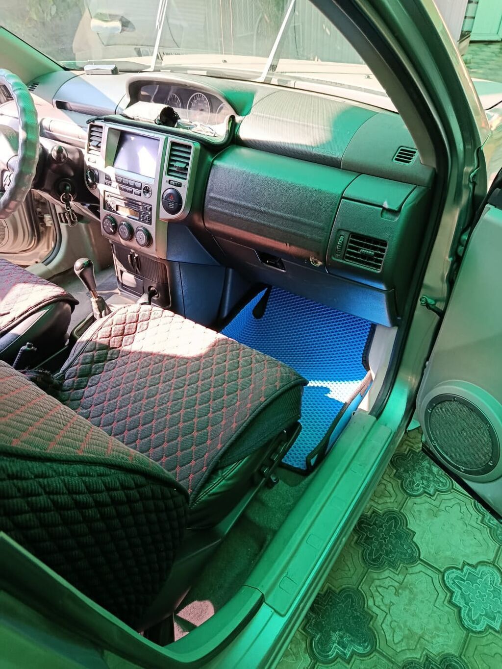 Nissan X-Trail: 2005 г., 2 л, Механика, Бензин, Кроссовер: фото 4