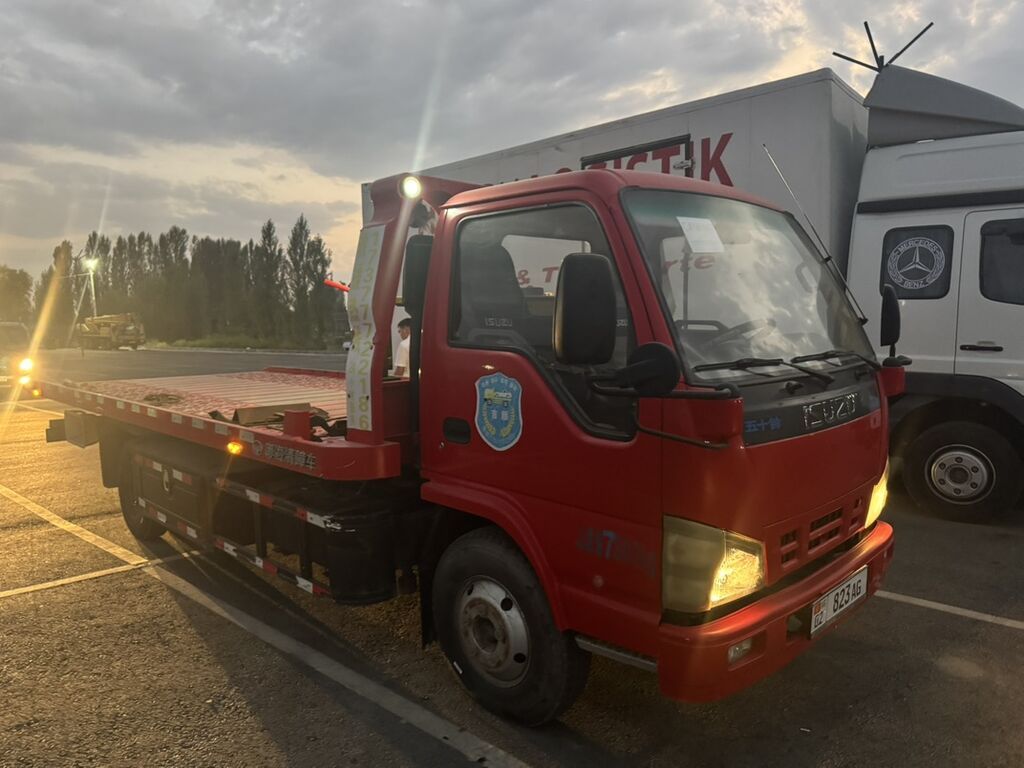 Isuzu : 2018 г., 3 л, Механика, Дизель: фото 3
