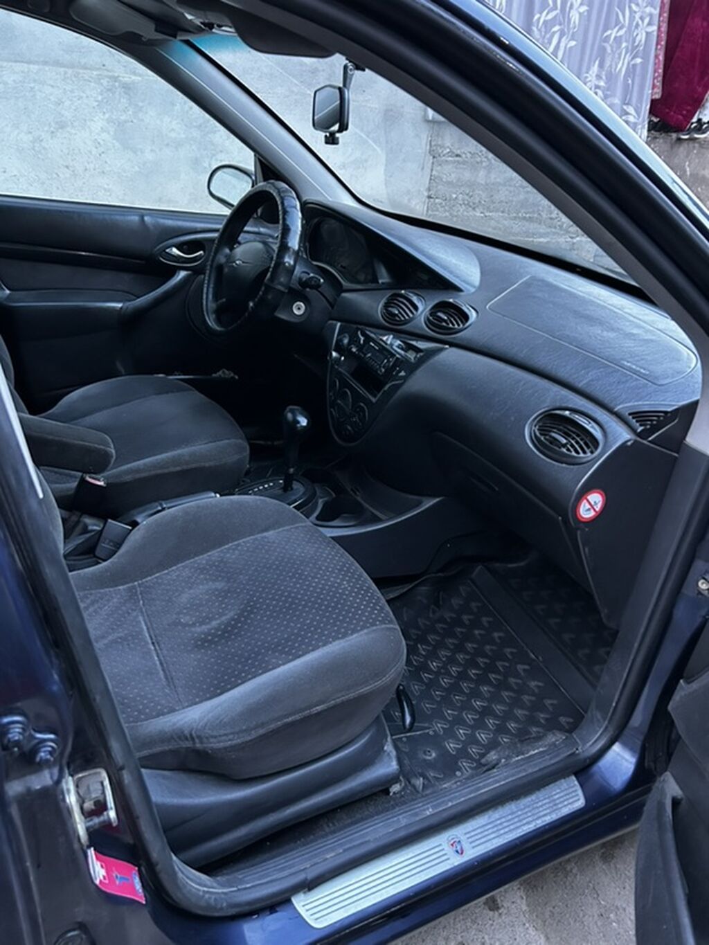 Ford Focus: 2004 г., 1.8 л, Автомат, Газ, Универсал: фото 5